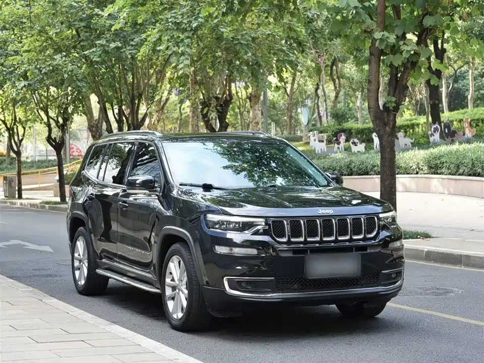 Jeep Grand Commander