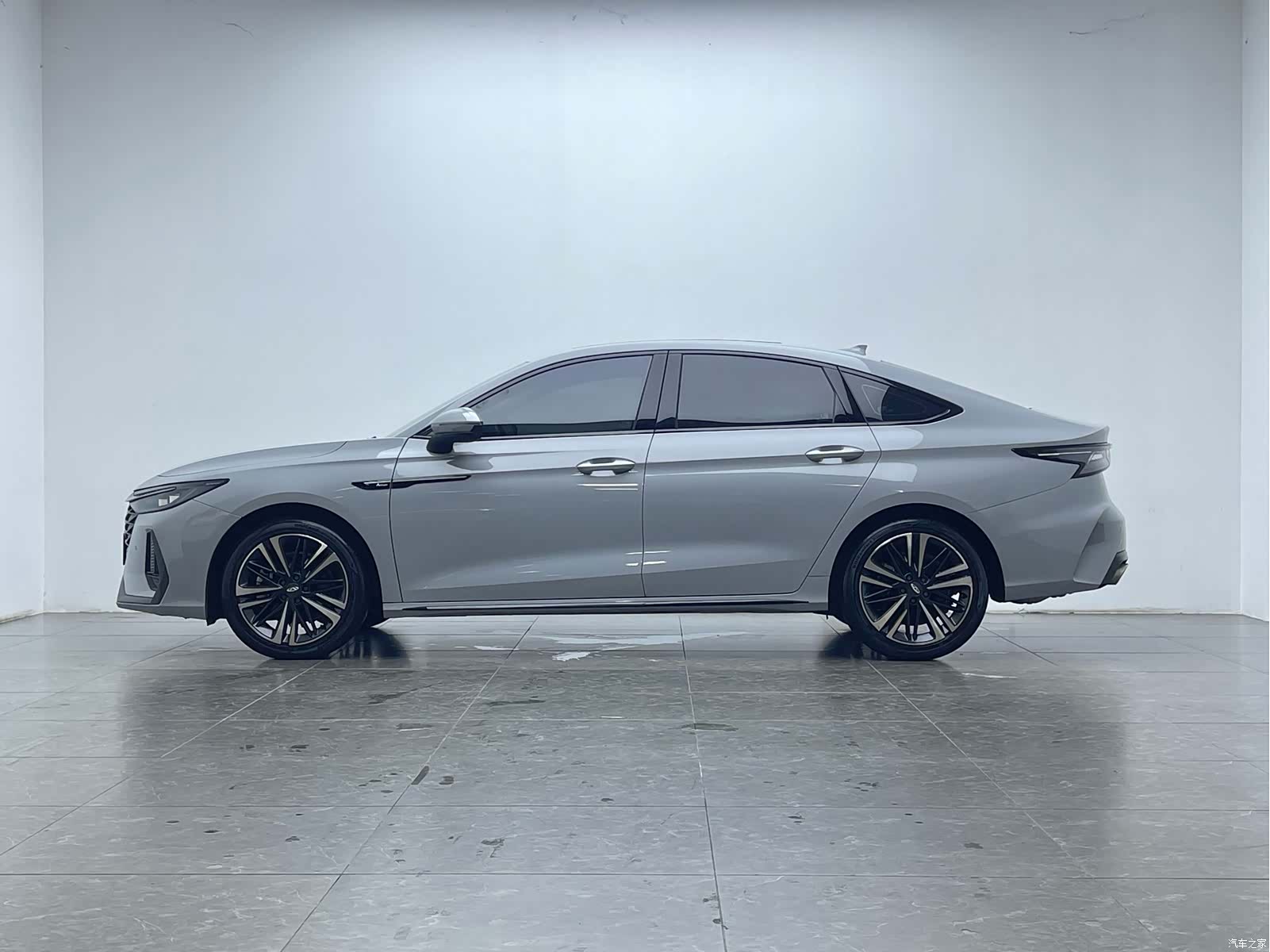 Chery Arrizo 8, 2023 27