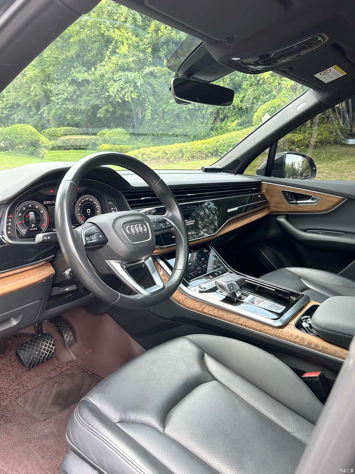Audi Q7, 2024 8