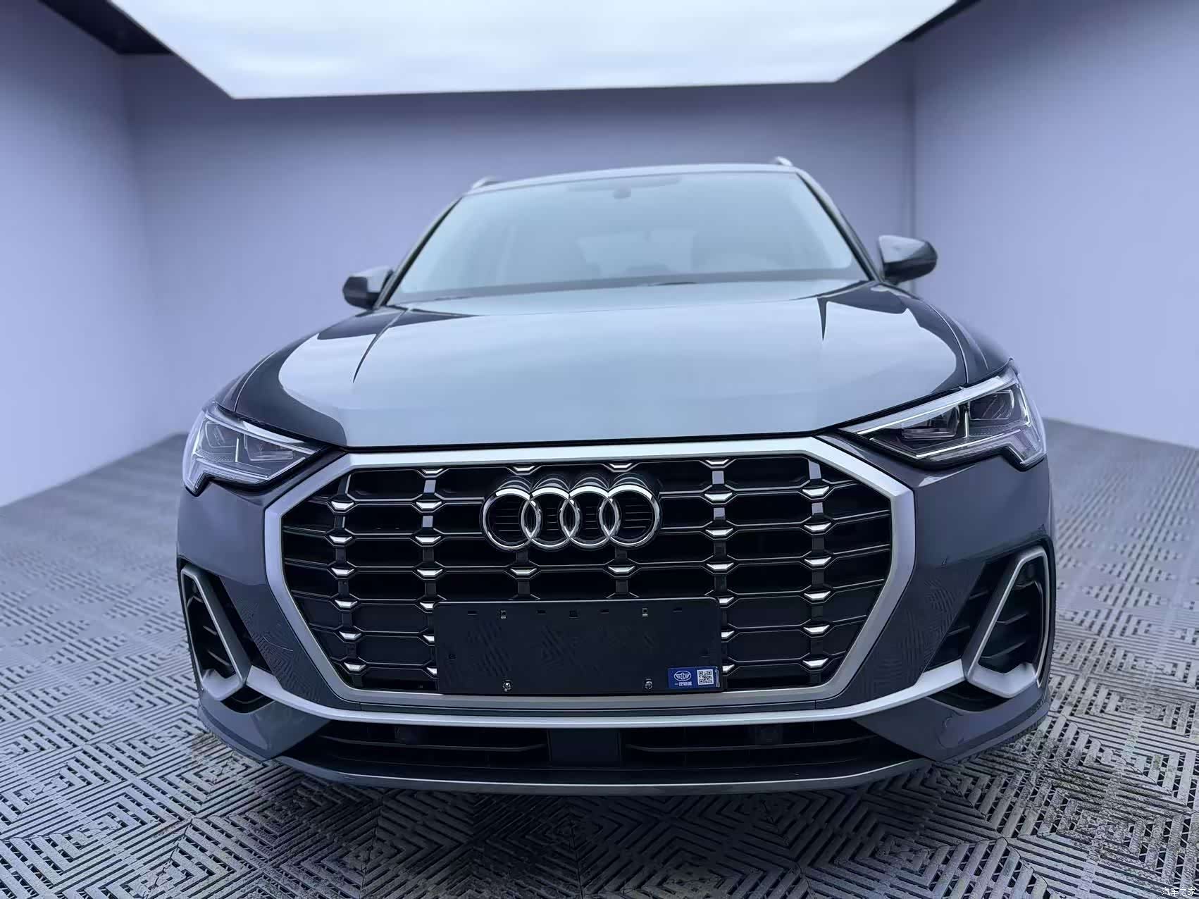 Audi Q3, 2022 2