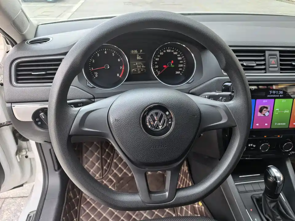 Volkswagen Sagitar