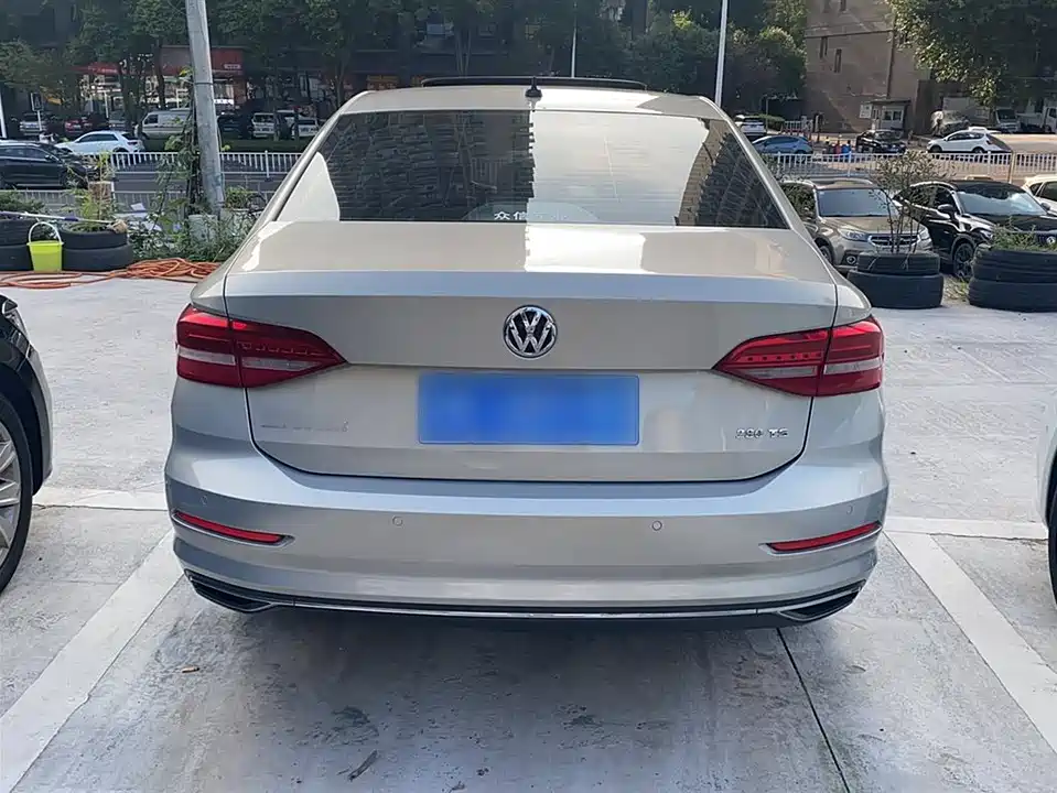 Volkswagen Lavida