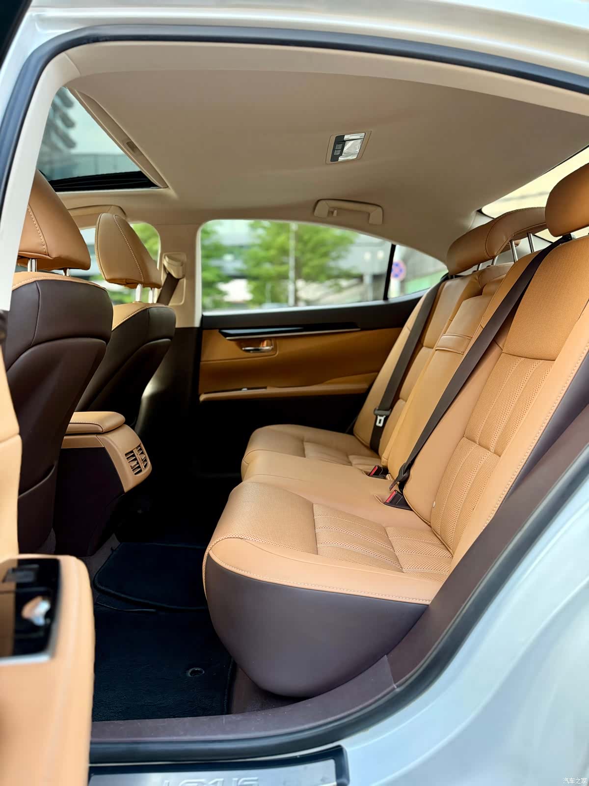 Lexus ES, 2016 18