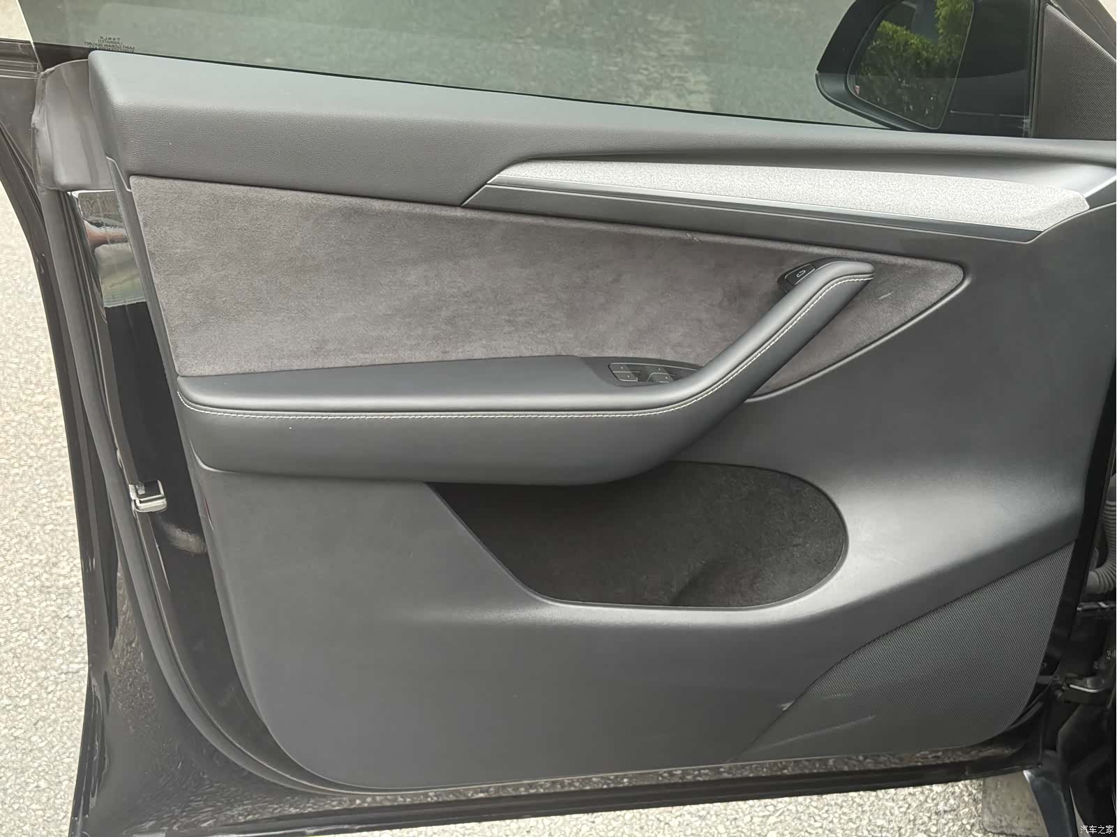 Tesla Model Y, 2023 6