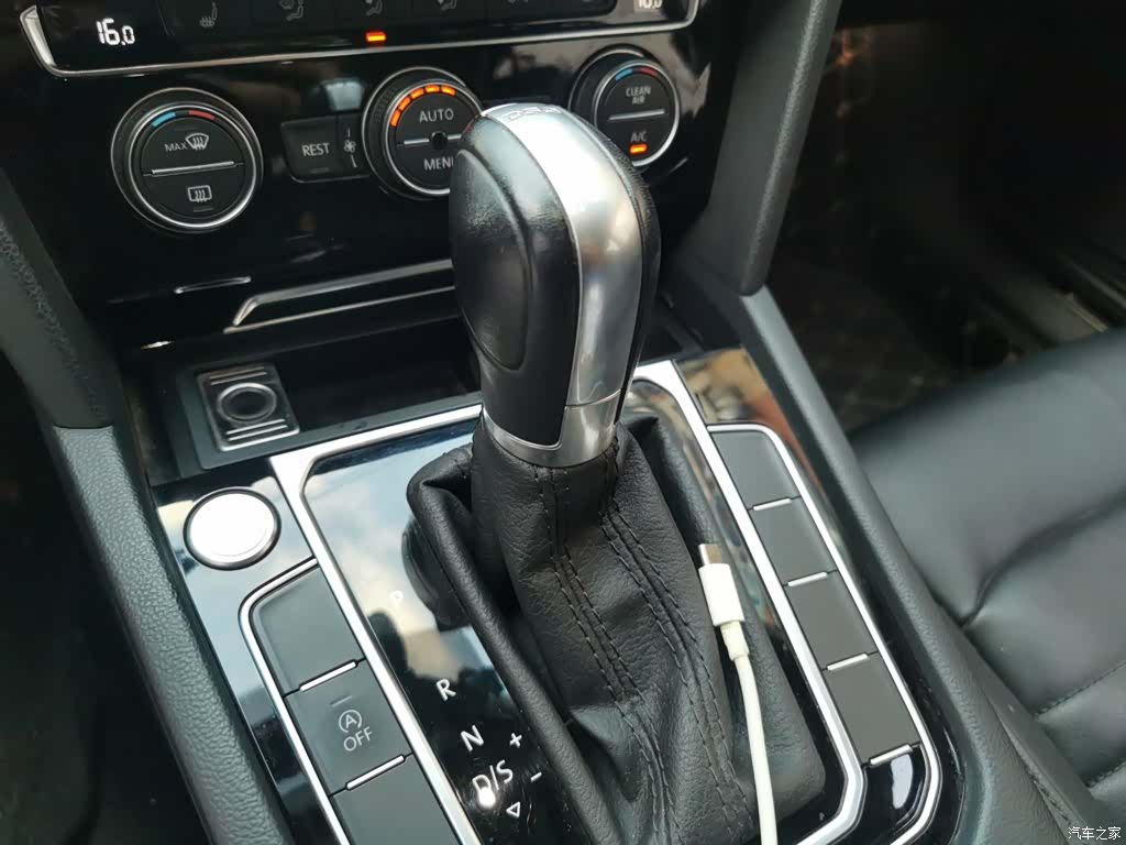 Volkswagen Magotan, 2018 15