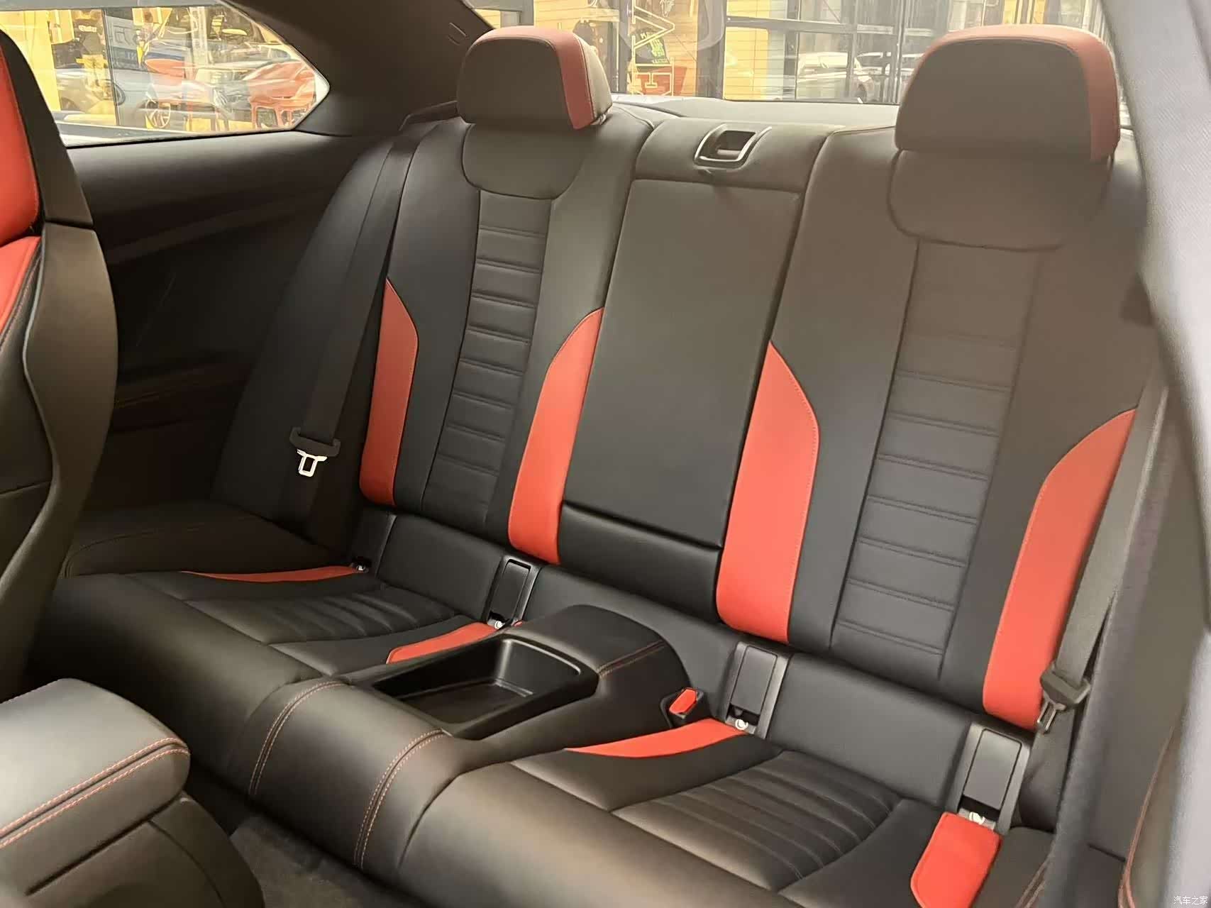 BMW M2, 2025 11