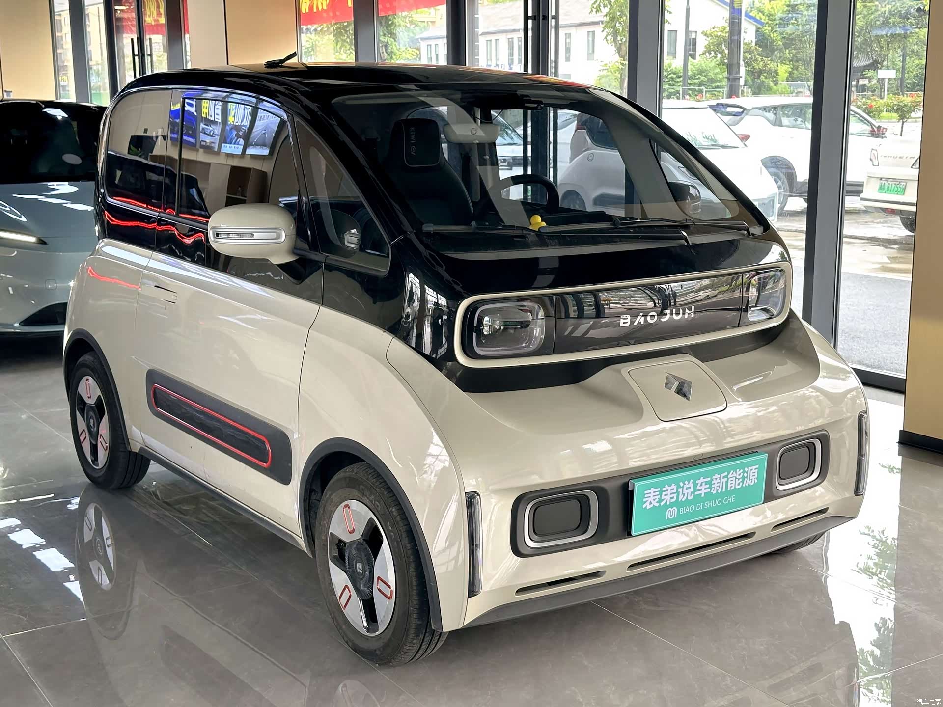 Wuling KiWi, 2022 6