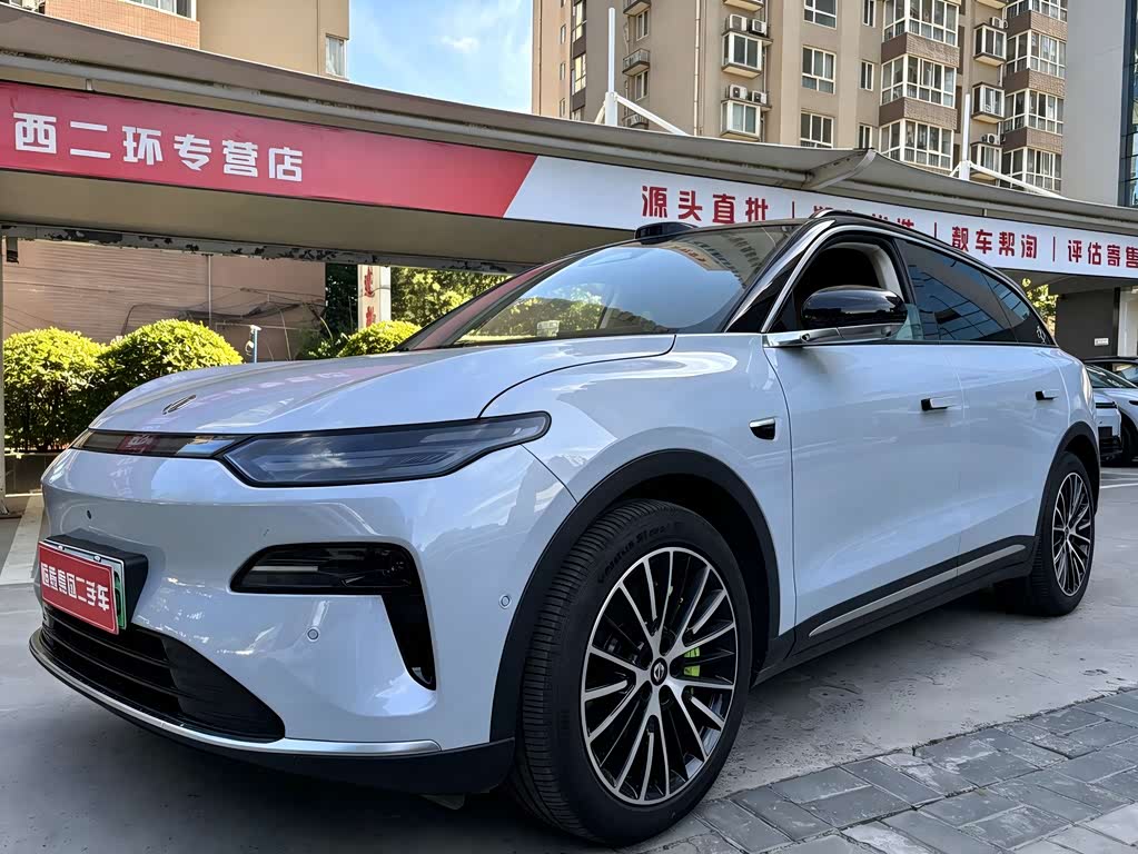 Leapmotor C11