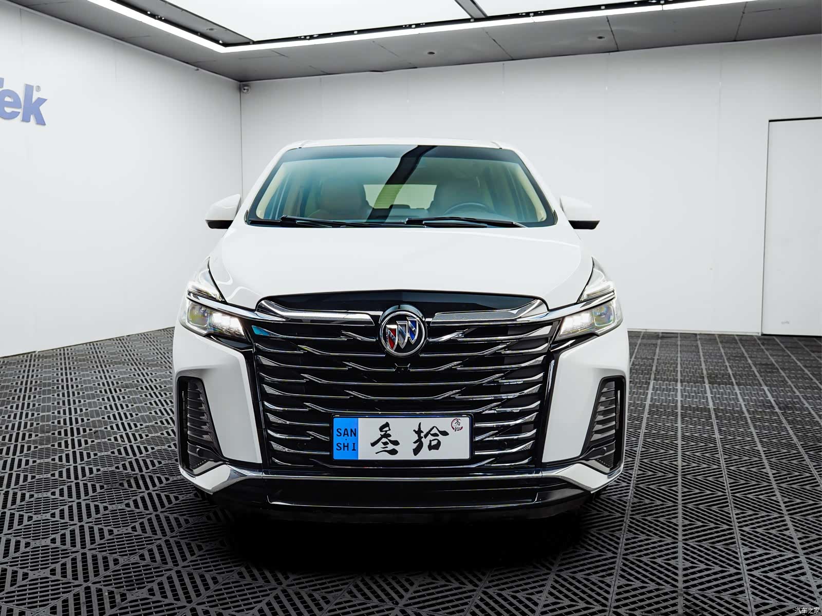 Buick GL8, 2023 2