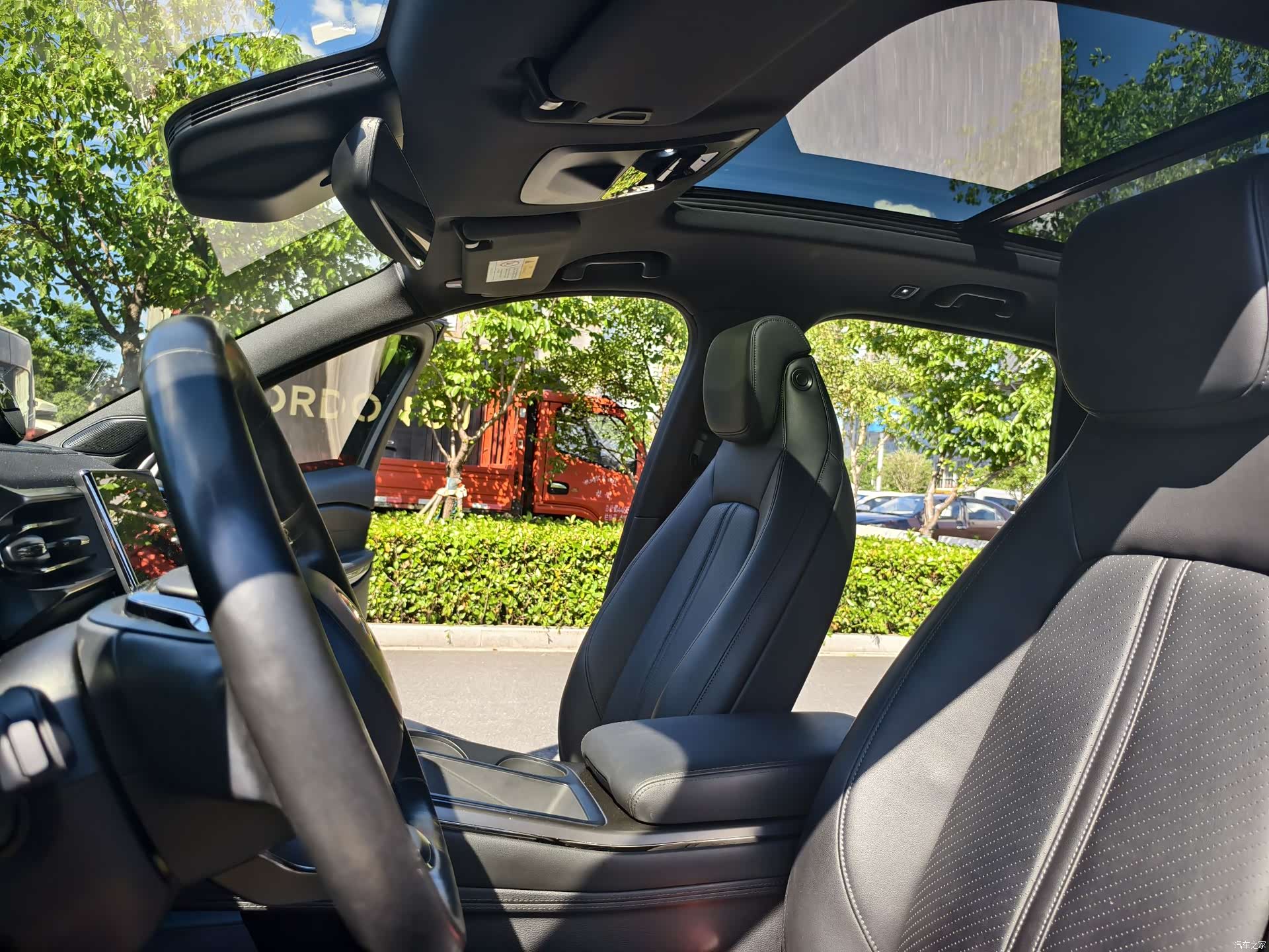 NIO ES6, 2022 9