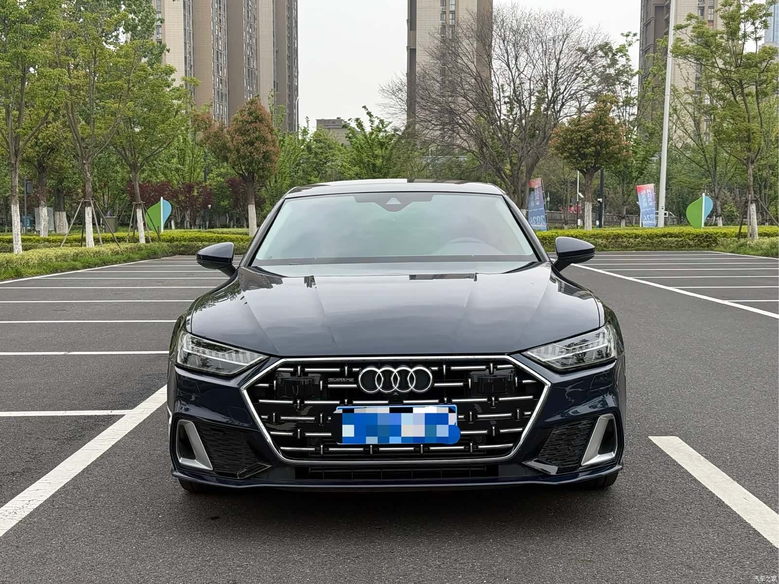 Audi A7L, 2023 2