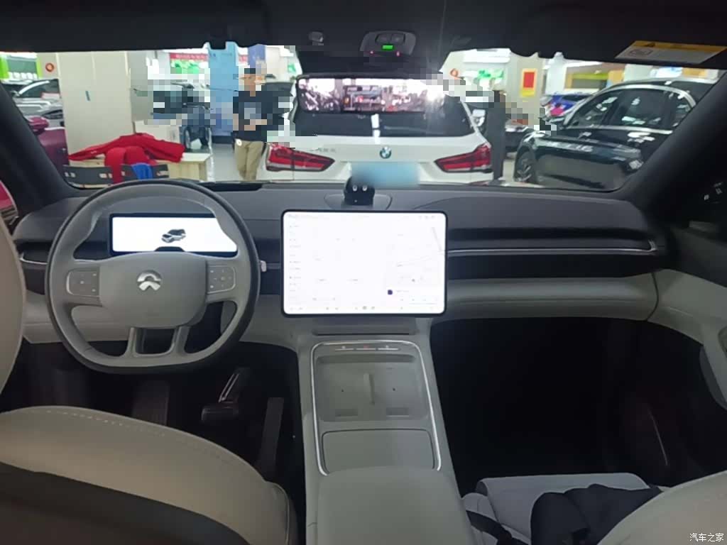 NIO ES6, 2025 10