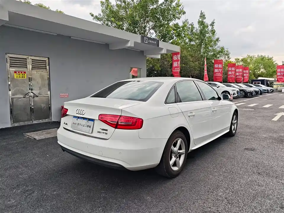 Audi A4L