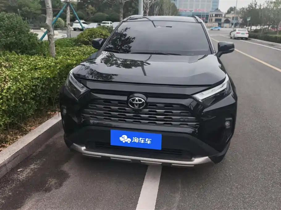 Toyota RAV4 Rongfang