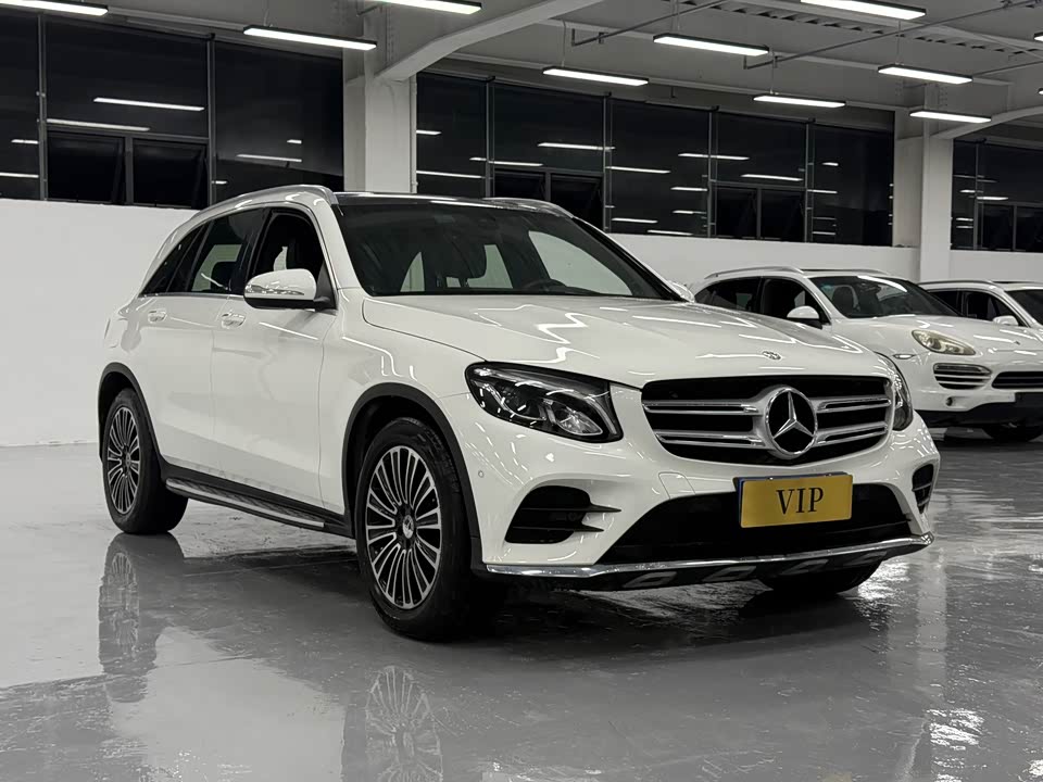 Mercedes-Benz GLC Mercedes-Benz GLC