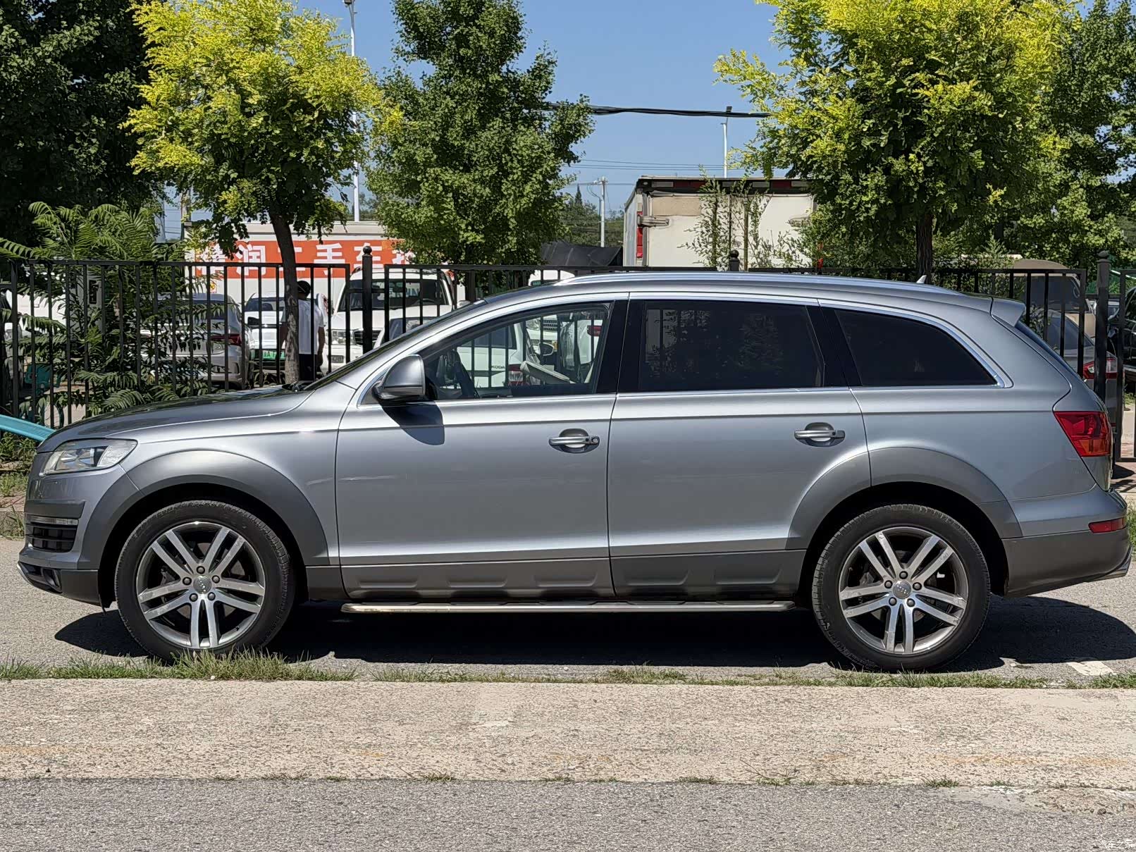 Audi Q7, 2008 8