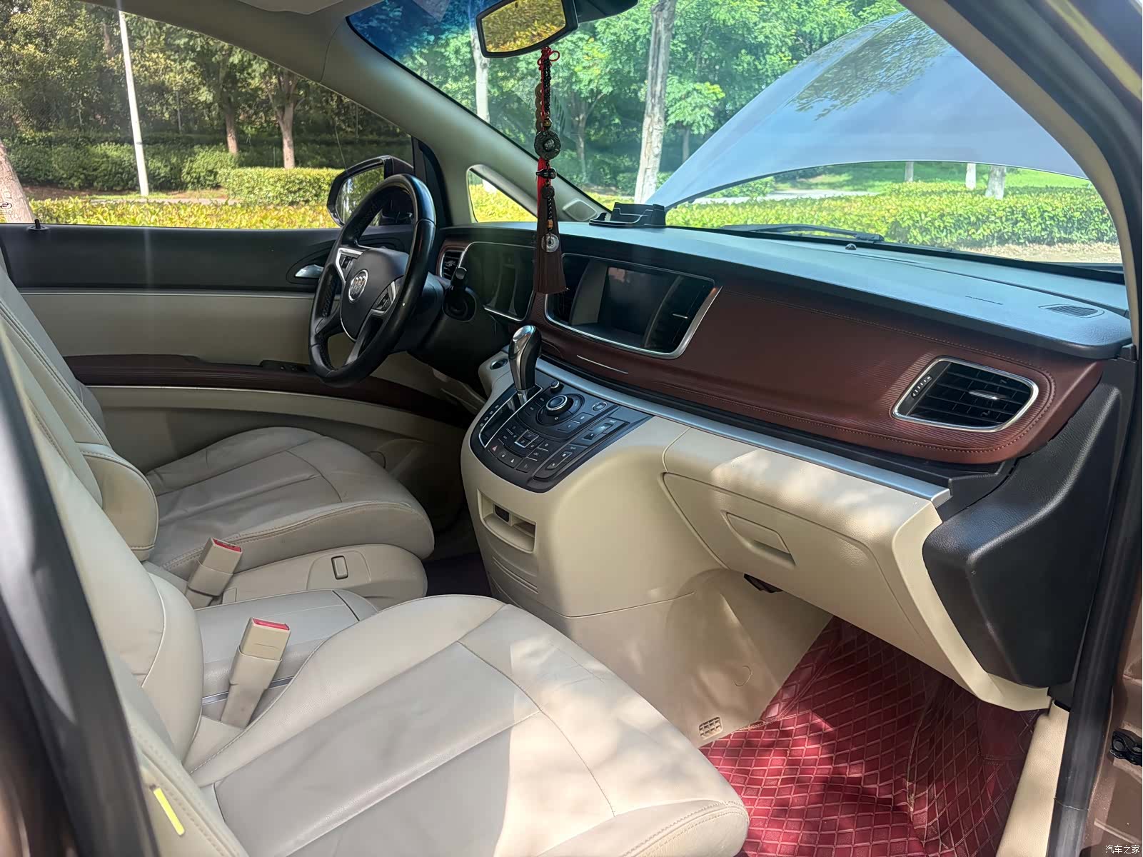 Buick GL8, 2019 9