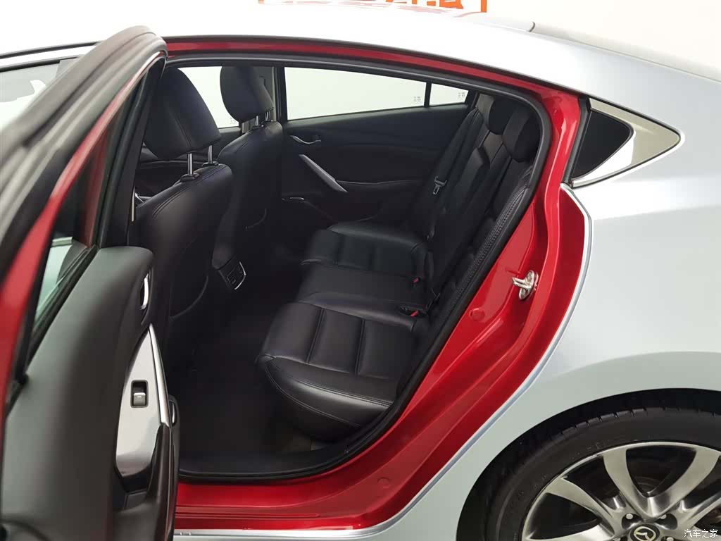 Mazda Atenza, 2019 15