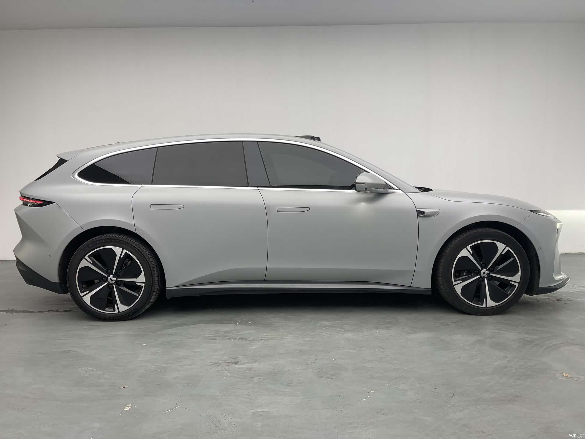 NIO ET5, 2024 8