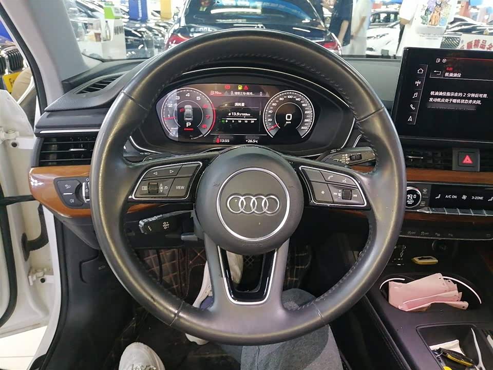 Audi A4L