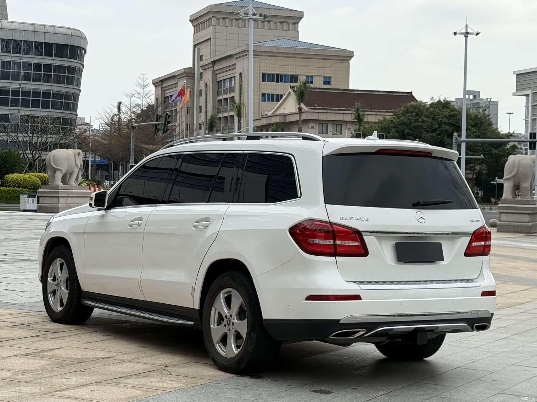 Mercedes-Benz GLS, 2017 13