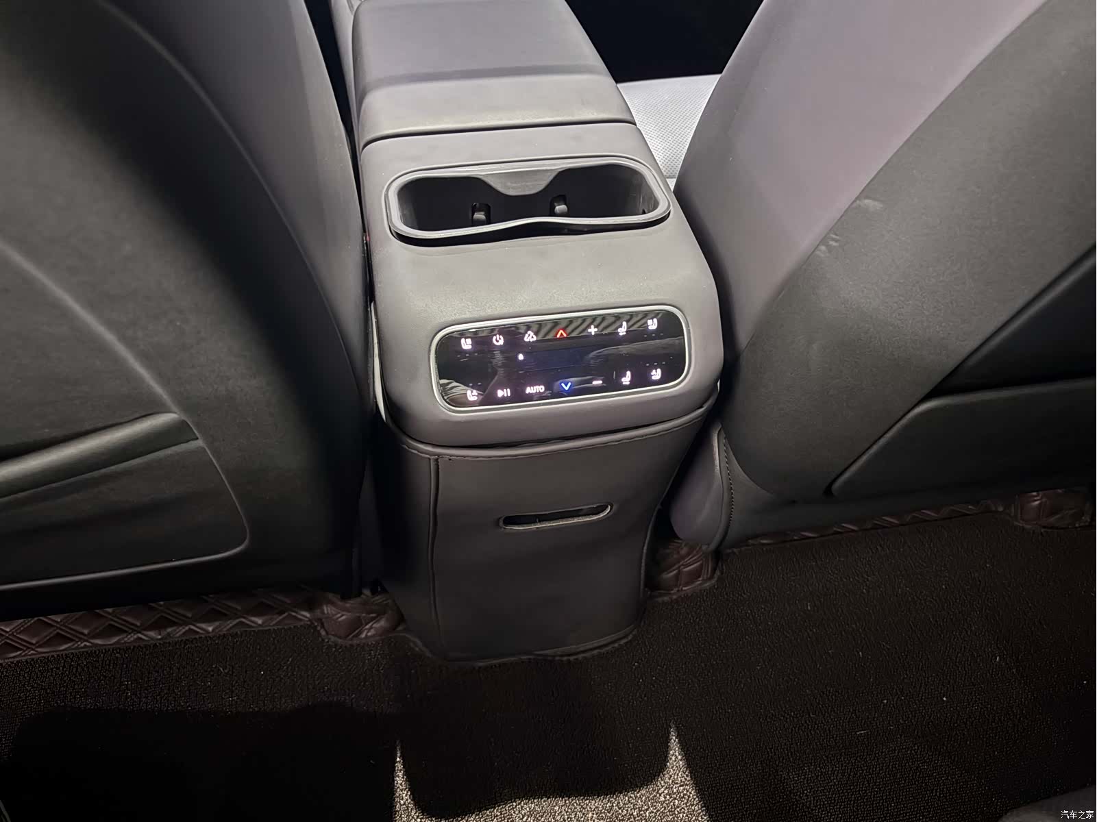 Leapmotor C16, 2024 20