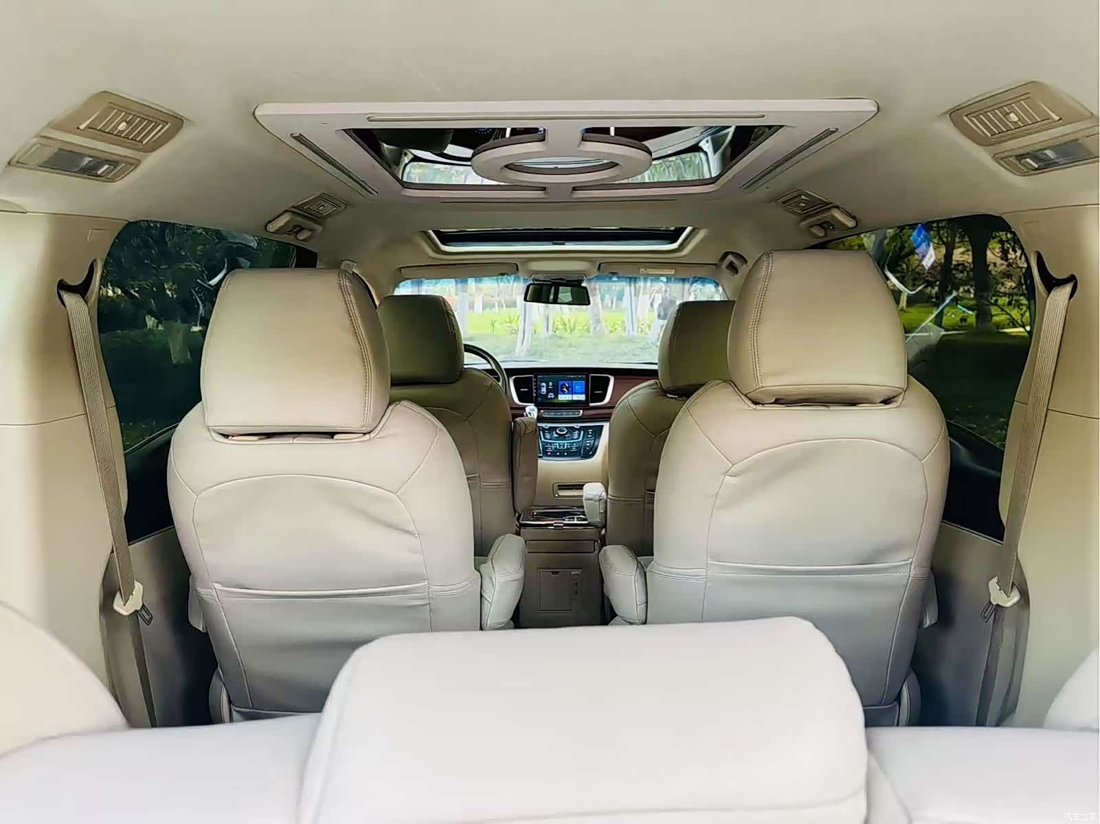 Buick GL8, 2016 11