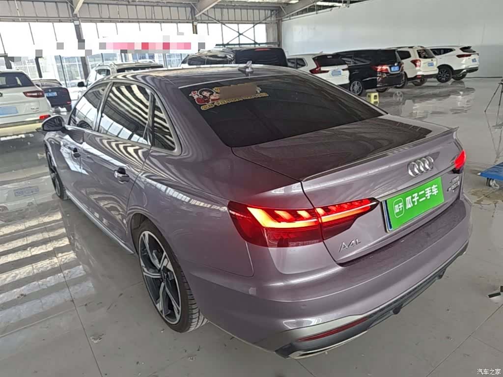 Audi A4L, 2023 все фото
