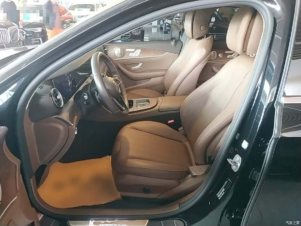 Mercedes-Benz E-Class, 2023 15