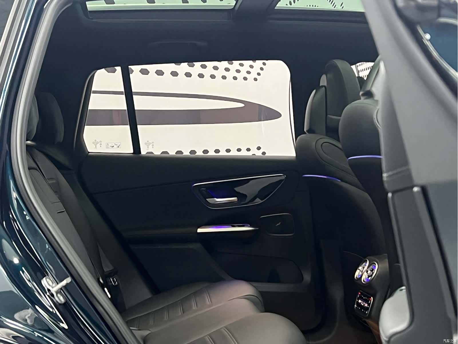 Mercedes-Benz GLC, 2024 11