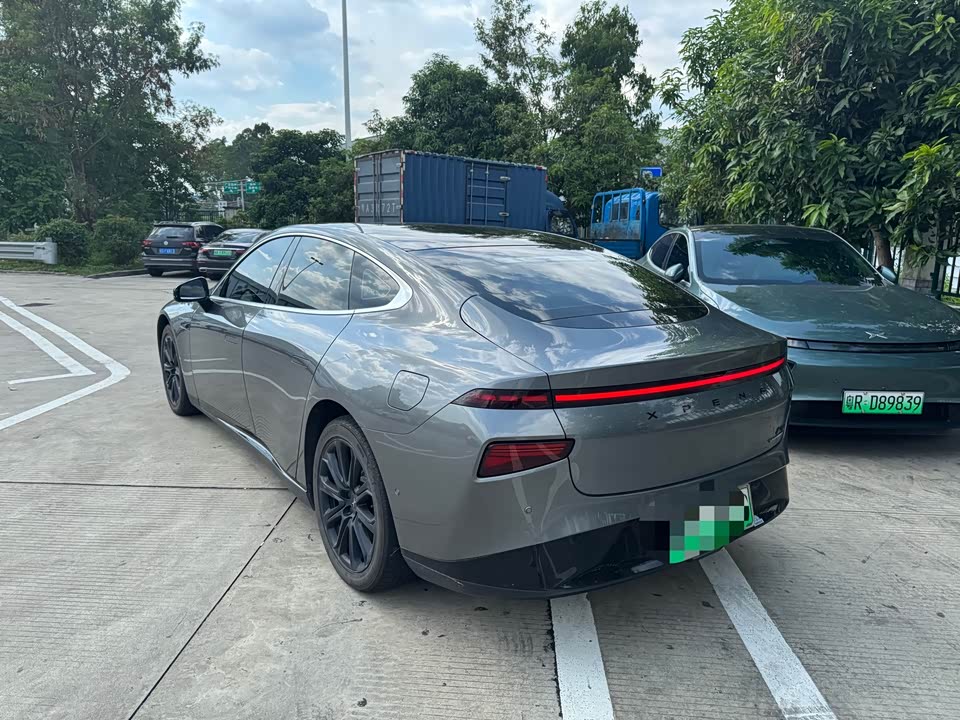 XPENG P7