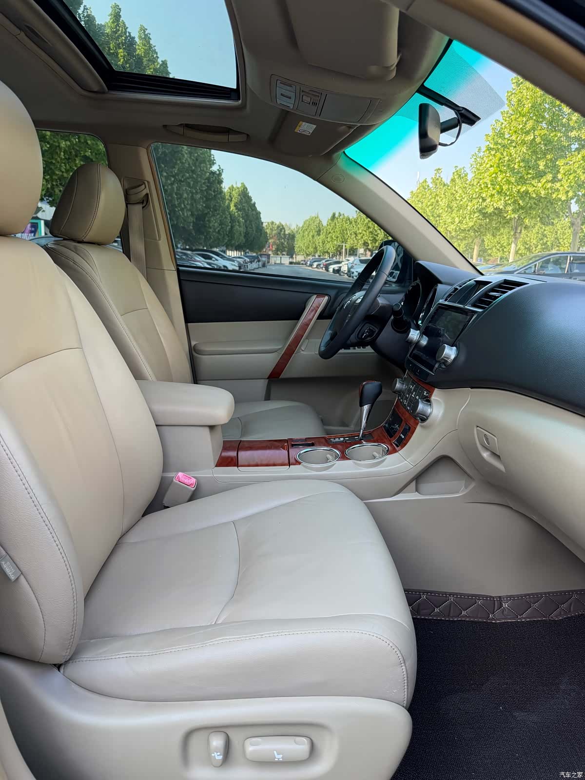 Toyota Highlander, 2010 10