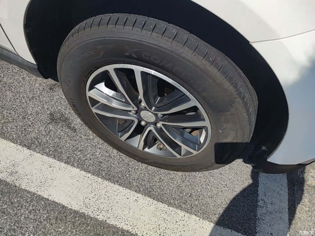 Geely X6, 2019 14