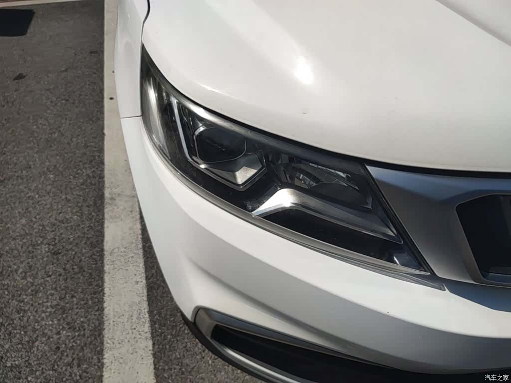Geely X6, 2019 13