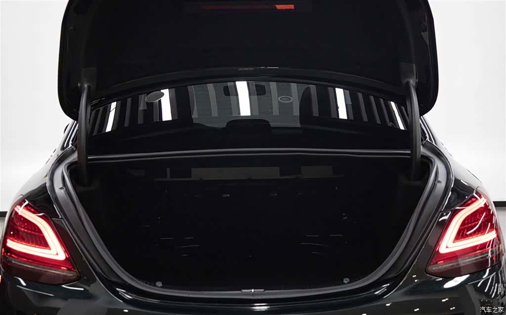 Mercedes-Benz C-Class, 2020 8