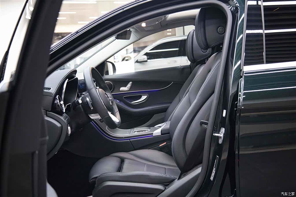 Mercedes-Benz C-Class, 2020 17