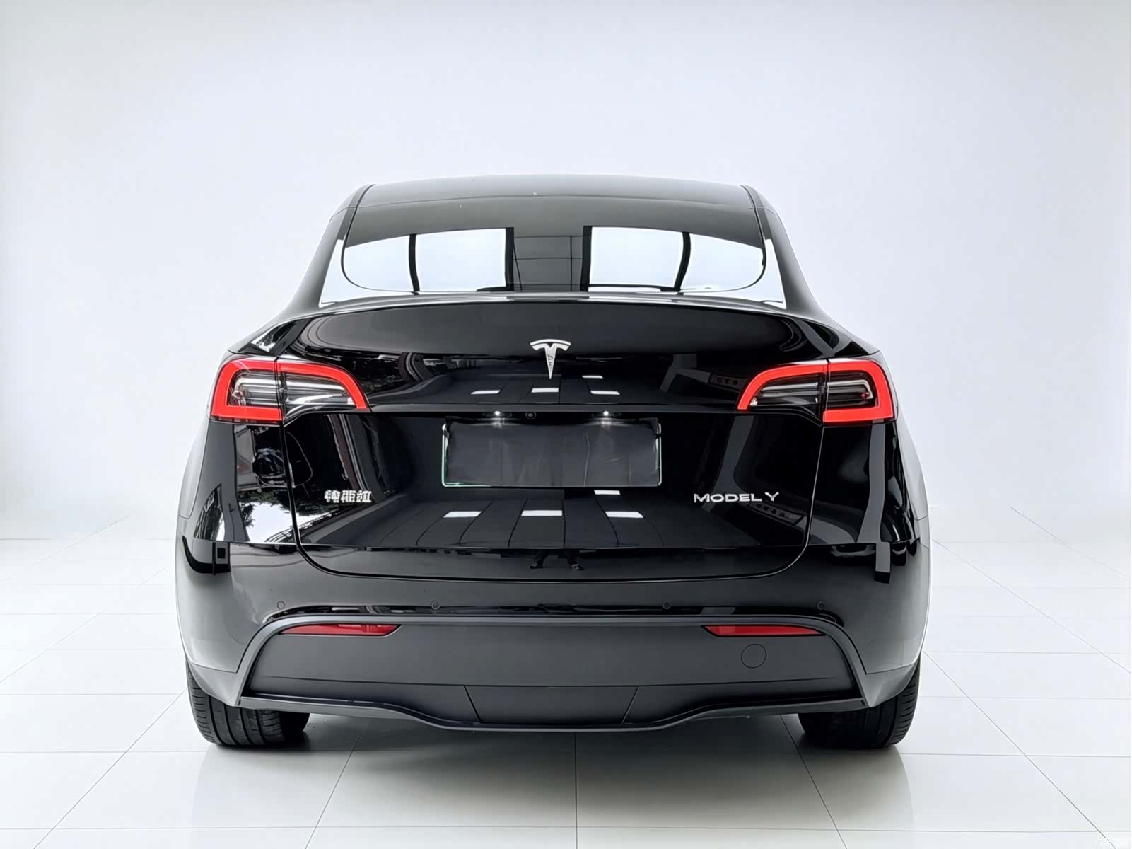Tesla Model Y, 2021 12