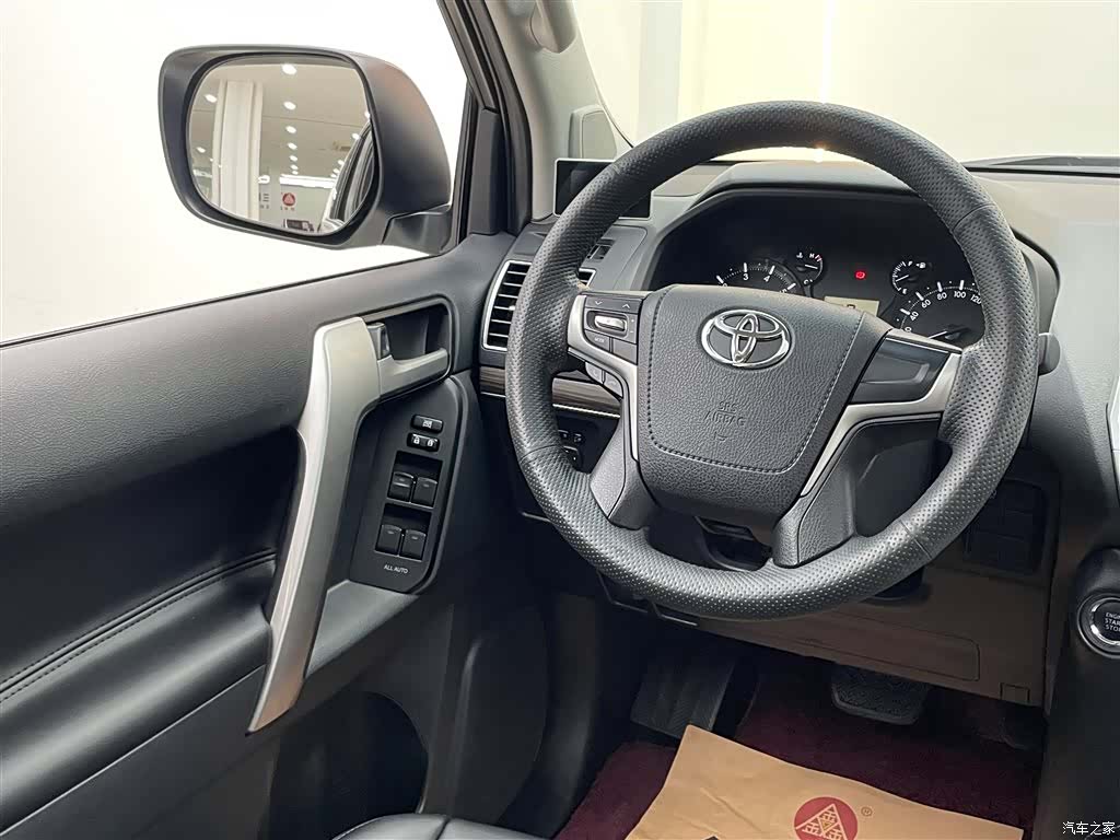 Toyota Prado, 2020 29