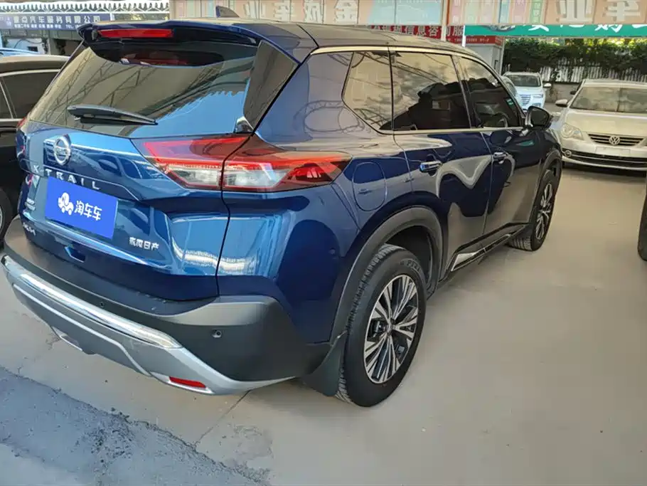 Nissan Qijun