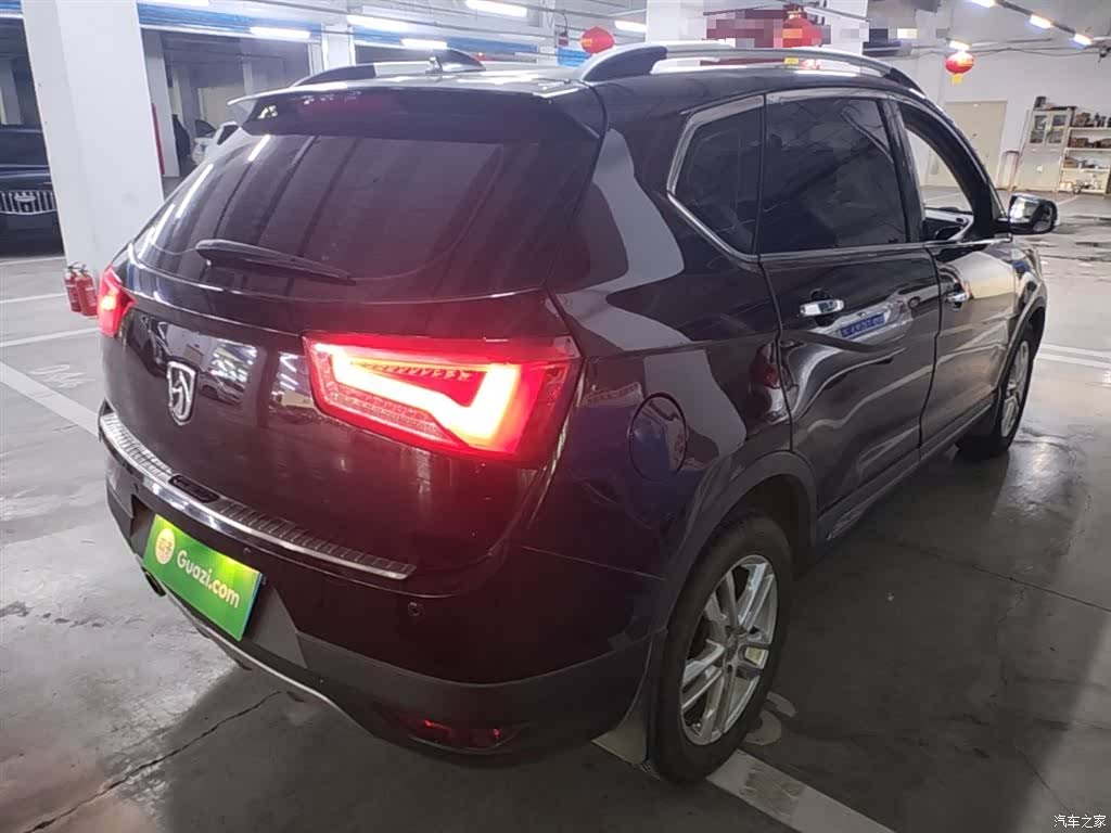 Wuling 560, 2015 7