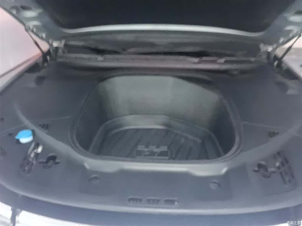 Xpeng P7, 2021 20