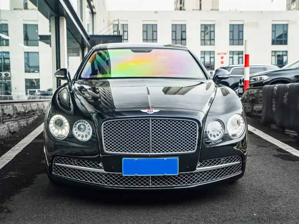 Bentley Flying