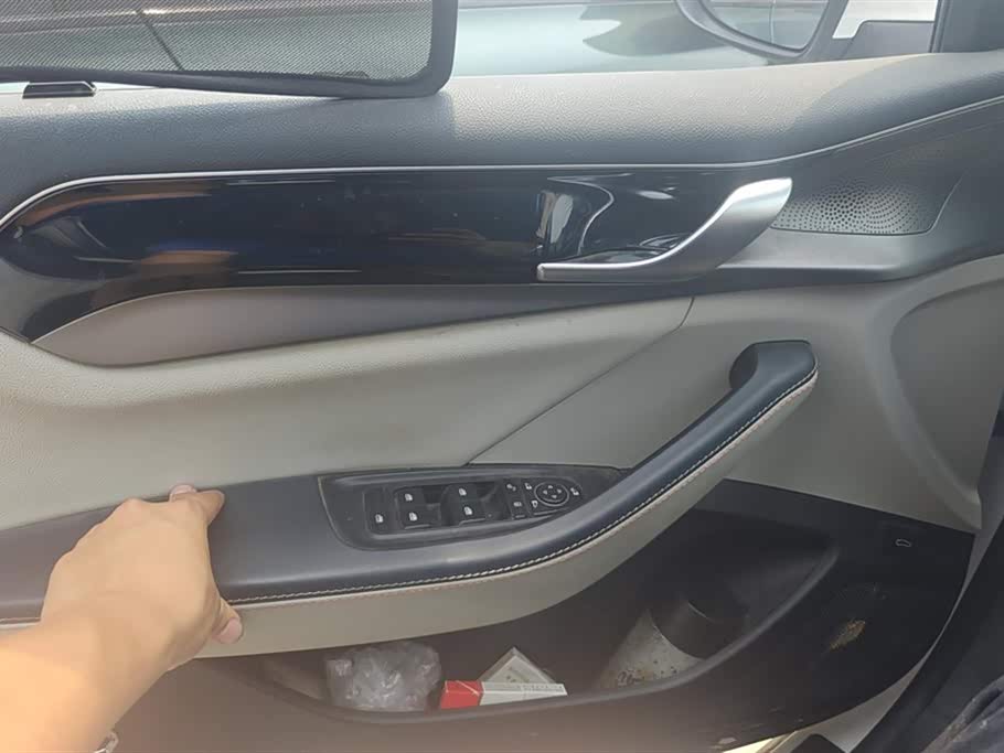 BYD Qin Yuan BYD Qin Yuan