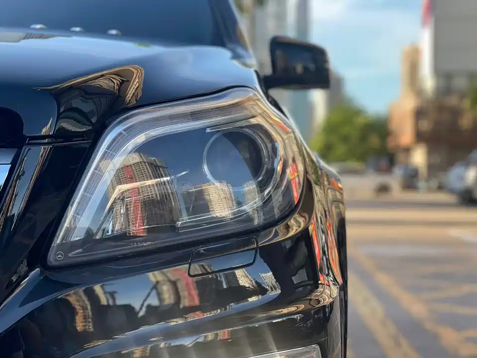 Mercedes-Benz GL grade