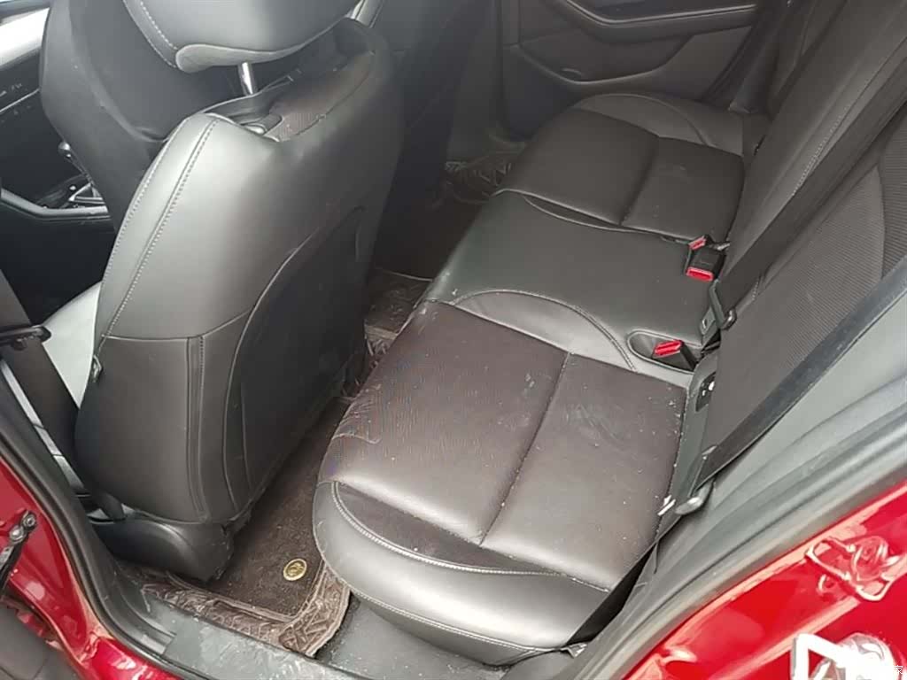 Mazda Mazda3, 2023 17