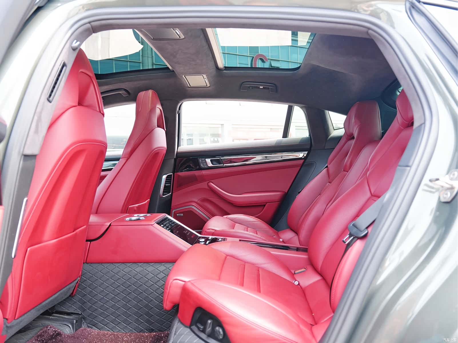 Porsche Panamera, 2022 13