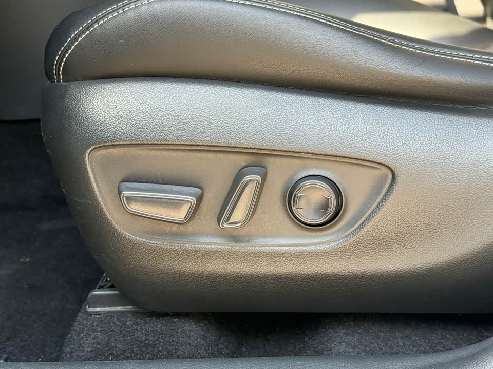 Toyota RAV4 Rongfang Dual Engine E+