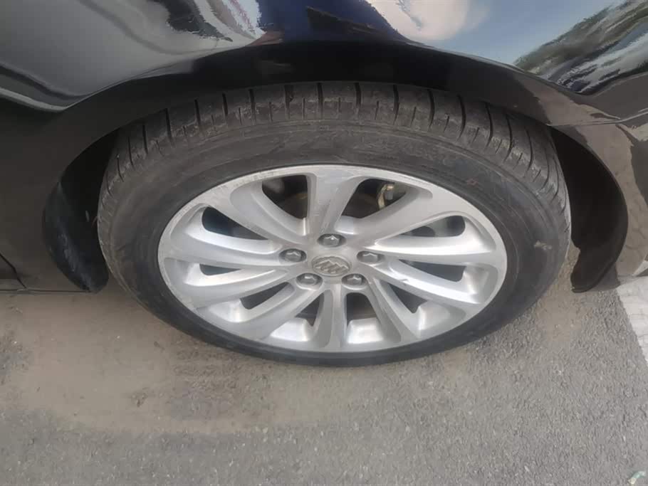 Buick Lacrosse