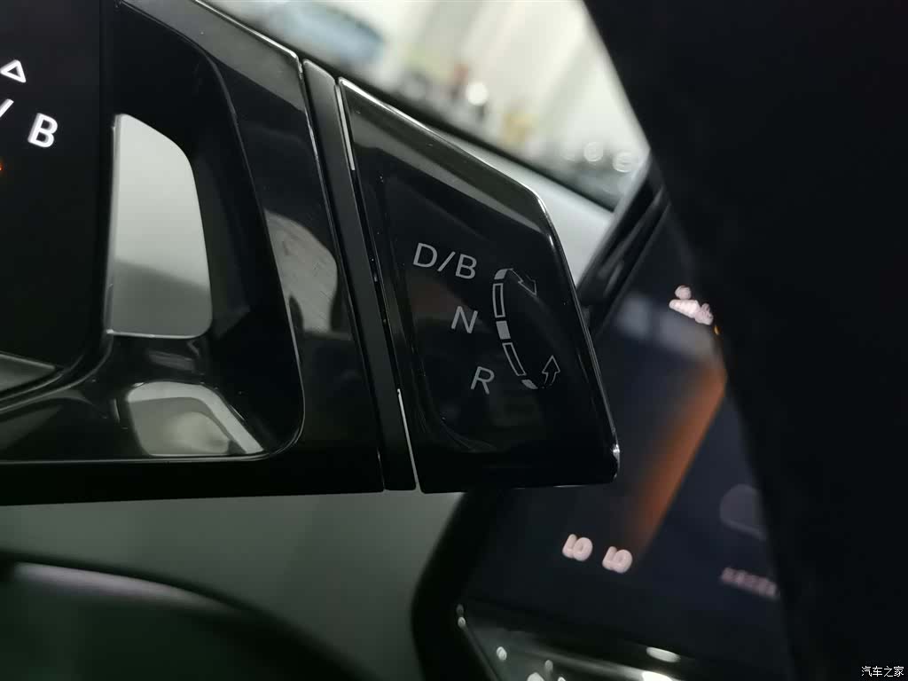 Volkswagen ID.3, 2023 13