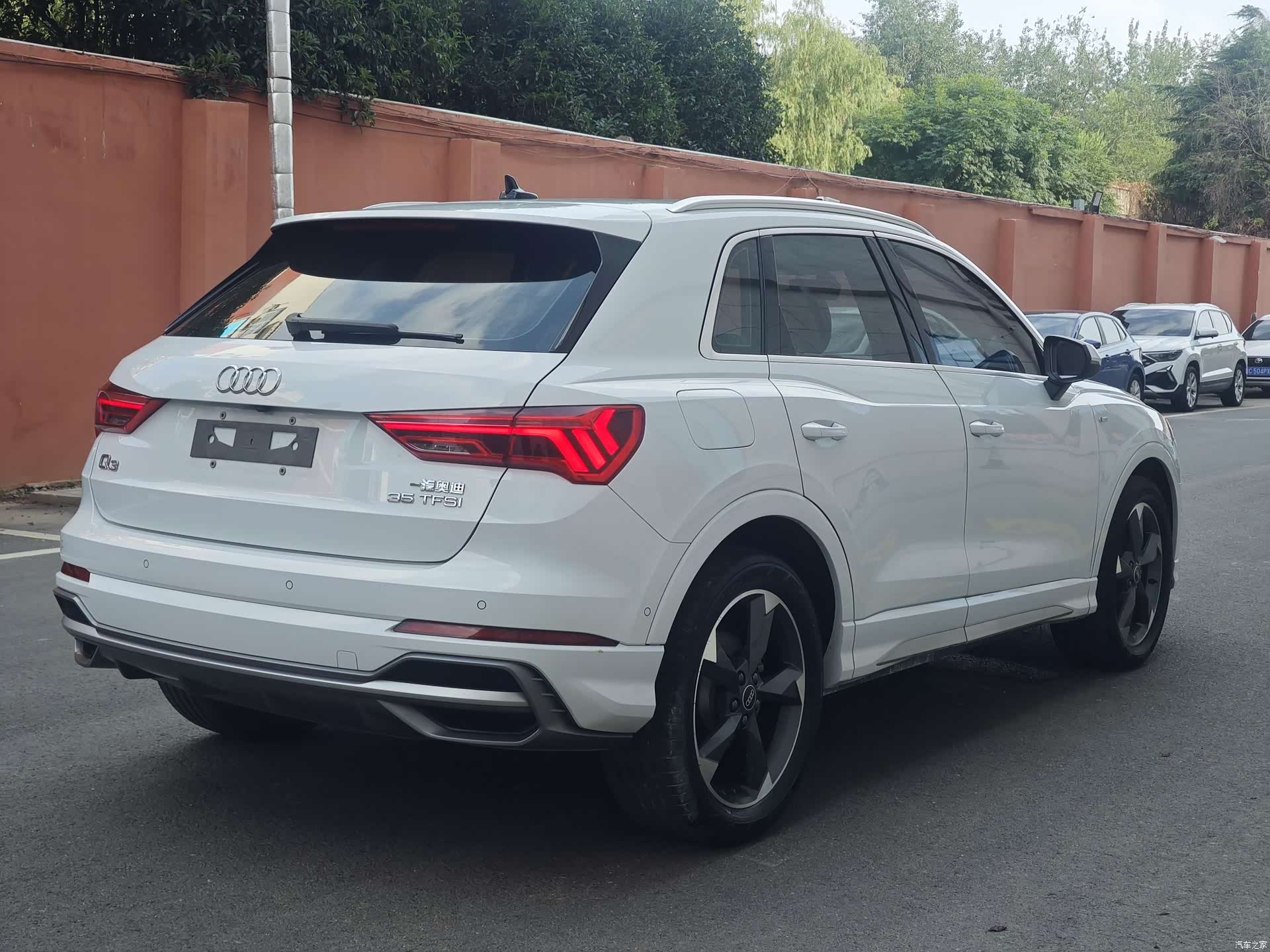 Audi Q3, 2022 14